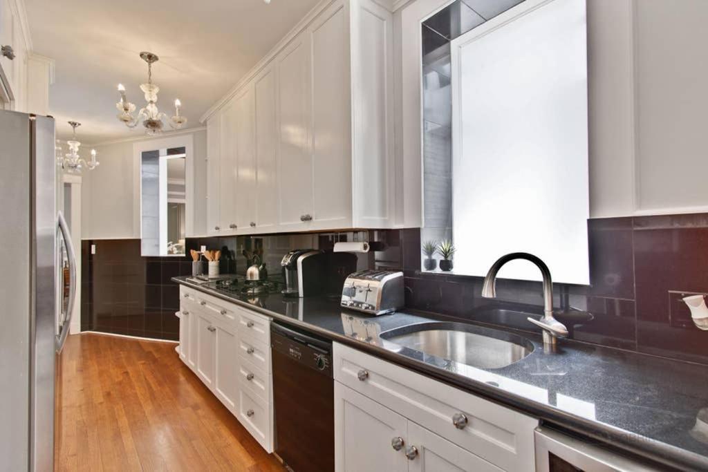 Historic Luxury Townhouse In Downtown Chicago Villa Exteriör bild